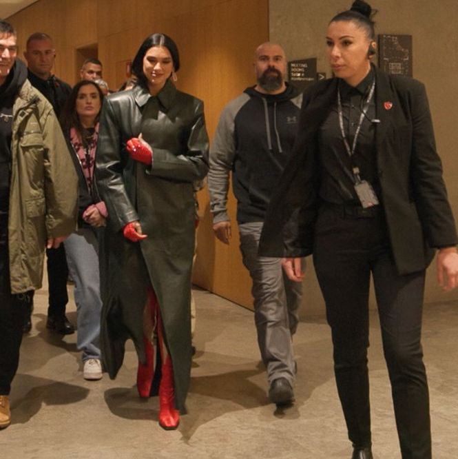 Nuxt UI Pro Screenshot /portfolio/dua-lipa/03.jpg